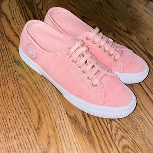 USA woman’s size 8 superga